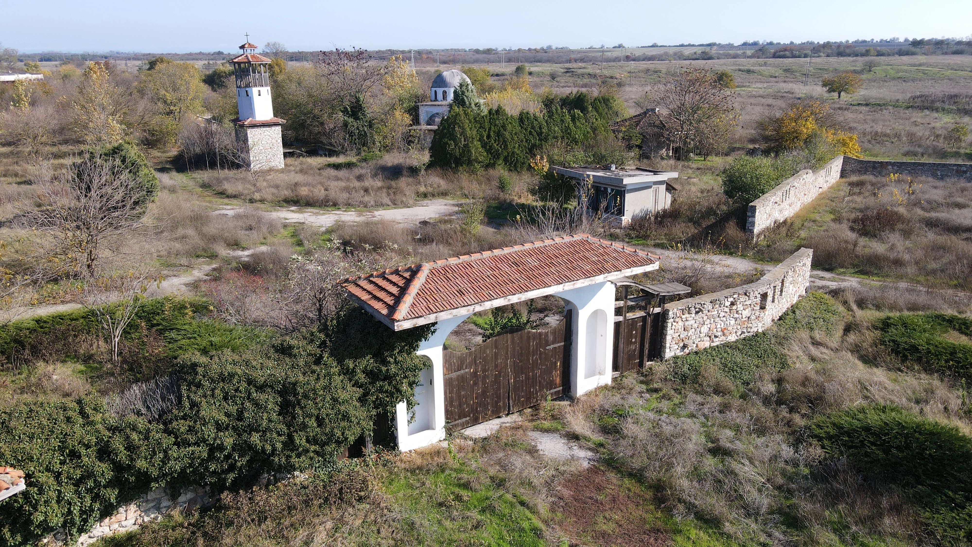 Plot of land with buildings, Shabla, 45, Zavodska str.